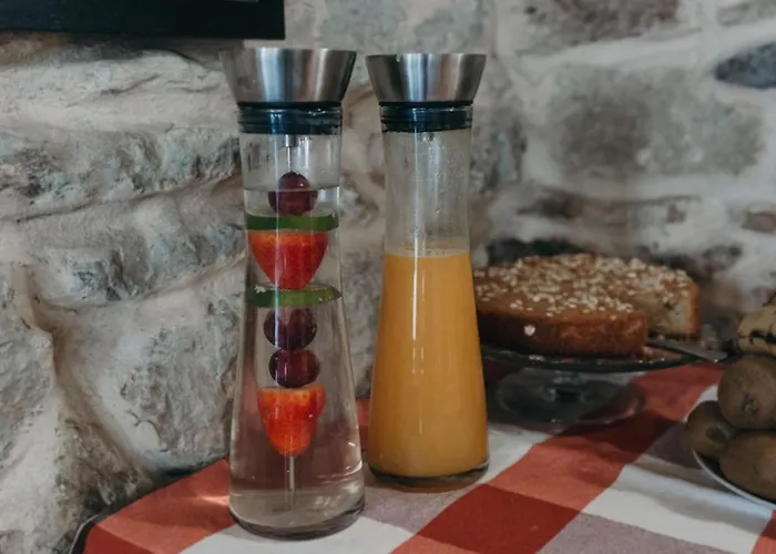 Pr Campanas De San Juan Konukevi Santiago de Compostela