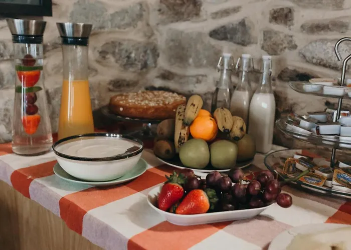 Pr Campanas De San Juan Konukevi Santiago de Compostela